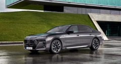 Chi tiết Nhà cái cá cược cá độ uy tín Nổ hũ, Bắn Cá và Game Bài Cwin.com 750e xDrive 2023 kèm Link Truy Cập Nhà Cái Cwin - Cwin999 Tặng 999k (05/2026)