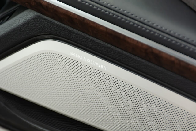 Audi-A8L-he-thong-loa