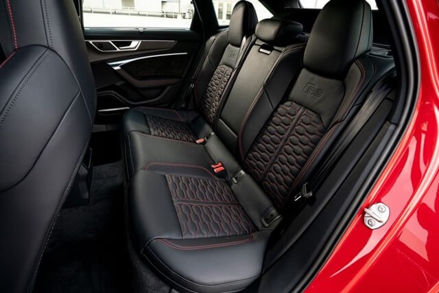Audi-RS6-Avant-2021-ghe-sau