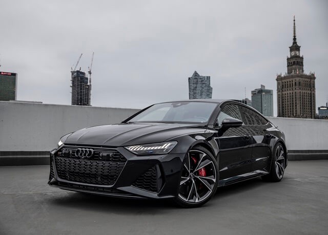 Audi-RS7-2021-gia-xe