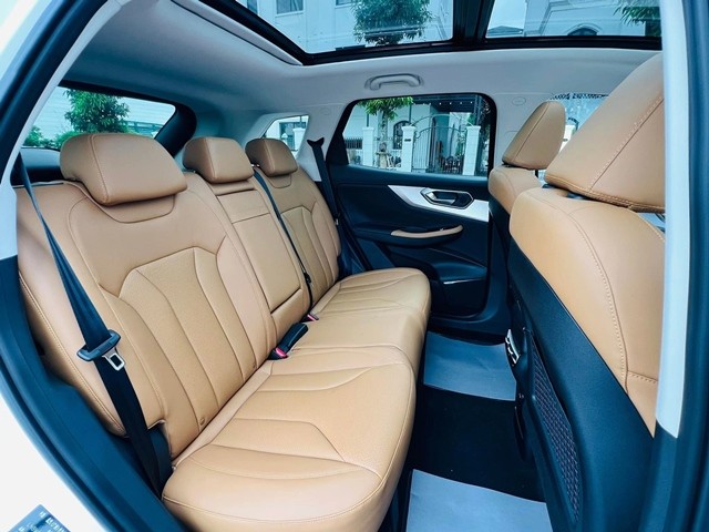 Baic-Beijing-X7-facelift-hang-ghe-thu-2