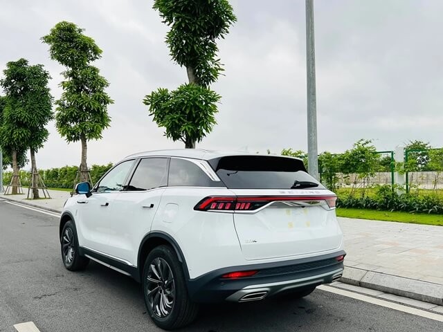 Baic-Beijing-X7-facelift-hong-xe