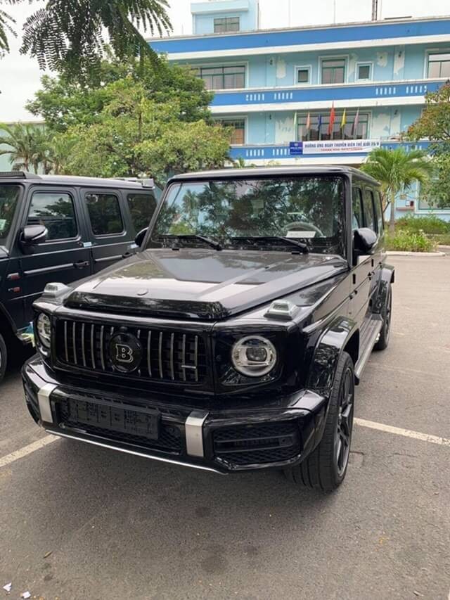 Brabus-700-ngoai-that