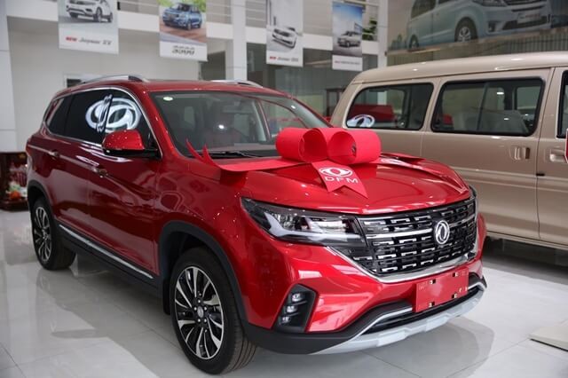Dongfeng-T5-suon-xe