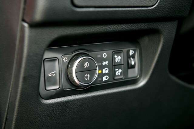Ford-Everest-2023-cac-nut-chinh