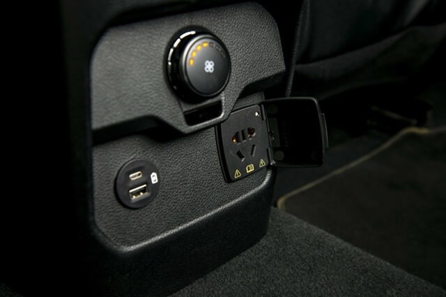 Ford-Everest-2023-tien-ich-khoang-hanh-khach
