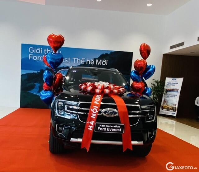 Ford-Everest-2025-co-gi-moi
