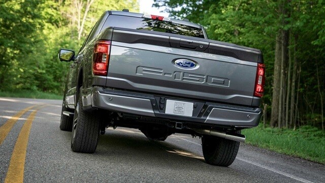 Ford-F150-2021-hinh-anh-duoi-xe