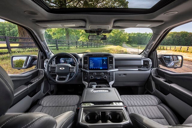 Ford-F150-2021-thiet-ke-khoang-lai