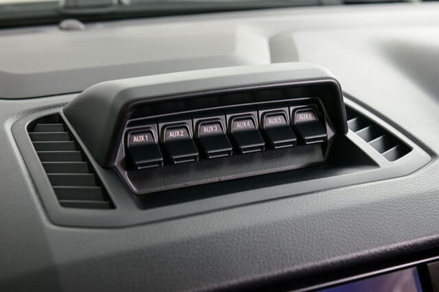 Ford-Ranger-FX4-Max-nut-chuc-nang