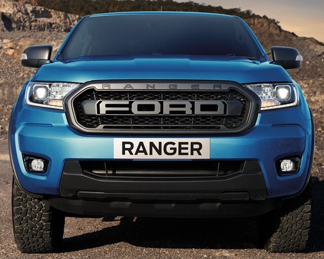 Ford-Ranger-FX4-Max-phan-dau-xe