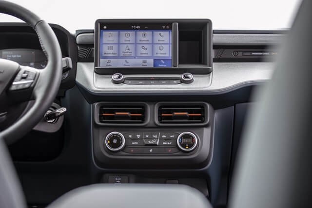 Ford-maverick-man-hinh-thong-tin-giai-tri