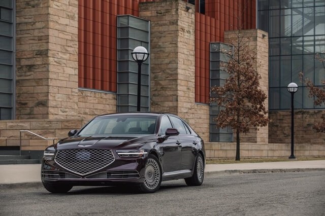 Genesis-G90-dau-xe