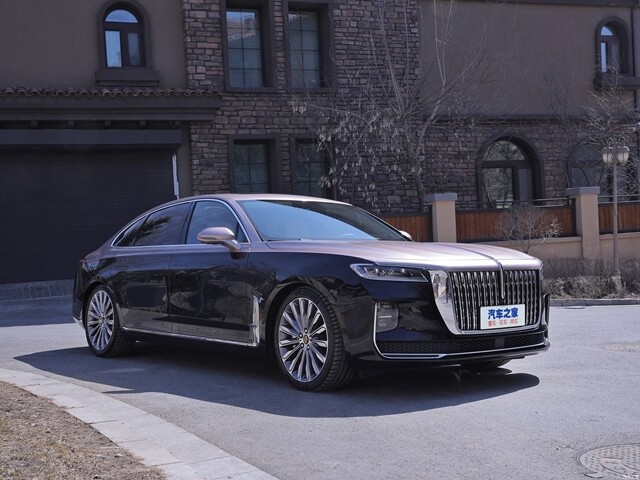 Hongqi-H9-ngoai-that
