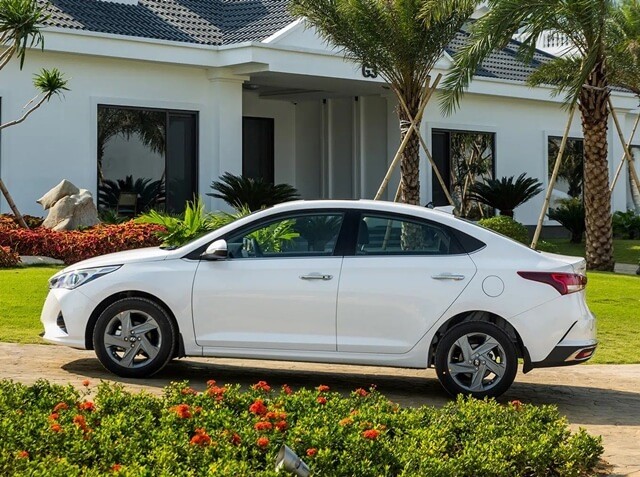 Hyundai-Accent-2022-phan-than-xe