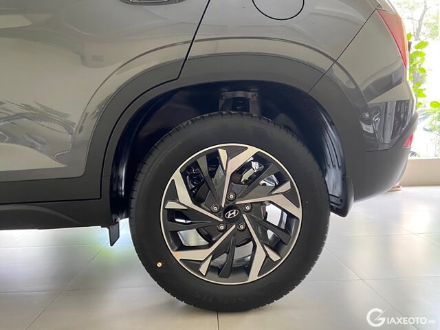 Hyundai-Creta-2023-la-zang-ban-cao-cap