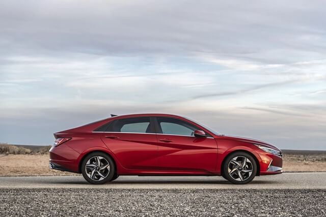 Hyundai-Elantra-than-xe