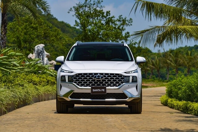 Hyundai-Santafe-2021-dau-xe