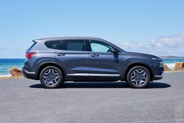 Hyundai-Santafe-Hybrid-than-xe