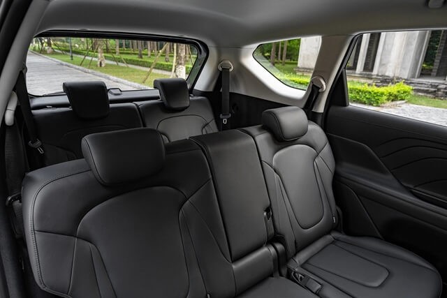 Hyundai-Stargazer-thiet-ke-ghe-ngoi