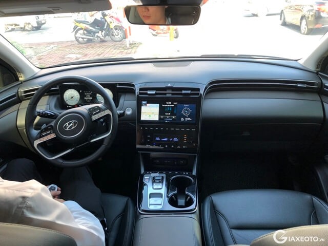 Hyundai-Tucson-2023-noi-that-khoang-lai