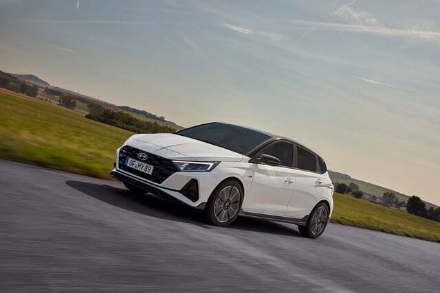 Hyundai-i20-ra-mat