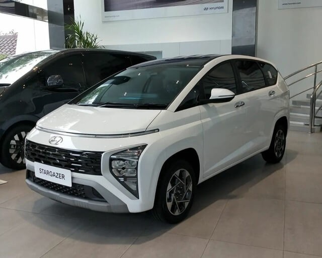 Hyundai-stargazer-gia-xe