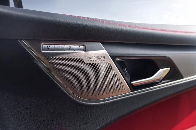 Jaguar-F-Pace-he-thong-loa