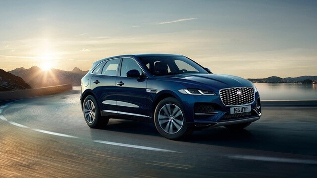Jaguar-F-Pace-tong-the-ngoai-that