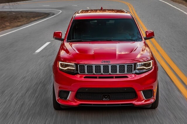 Jeep-Grand-Cherokee-SRT-dau-xe