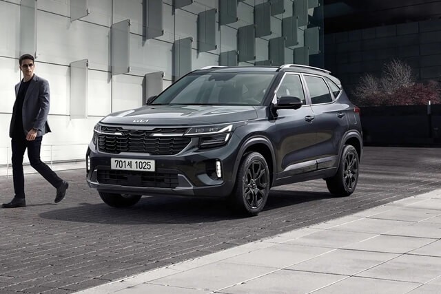 Kia-Seltos-2023-gia-xe