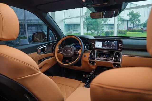 Kia-Sorento-2023-noi-that