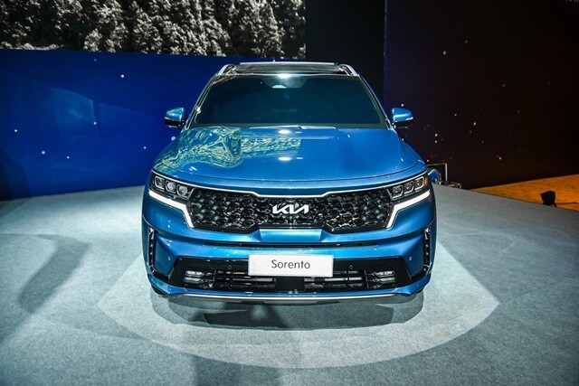 Kia-Sorento-Hybrid-dau-xe