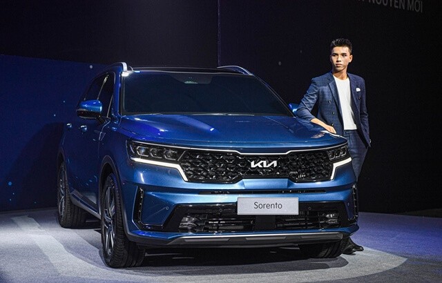 Kia-Sorento-Hybrid-ra-mat
