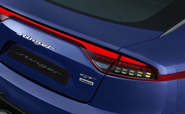Kia-Stinger-den-hau