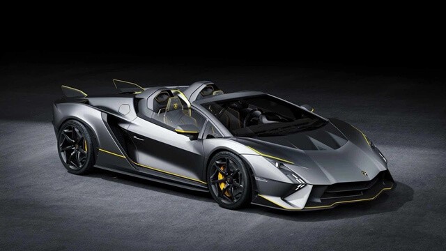 Lamborghini-Autentica-gia-xe