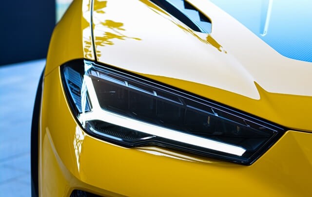 Lamborghini-Urus-Performante-den-pha