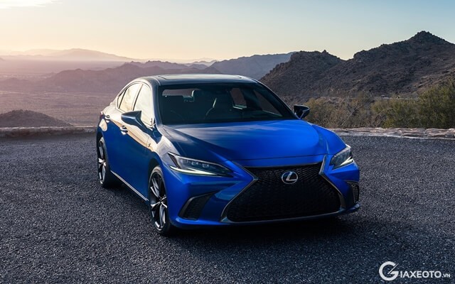 Lexus-ES250-F-Sport-ngoai-that