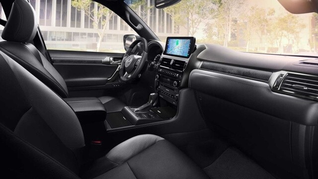 Lexus-GX460-2022-khoang-lai