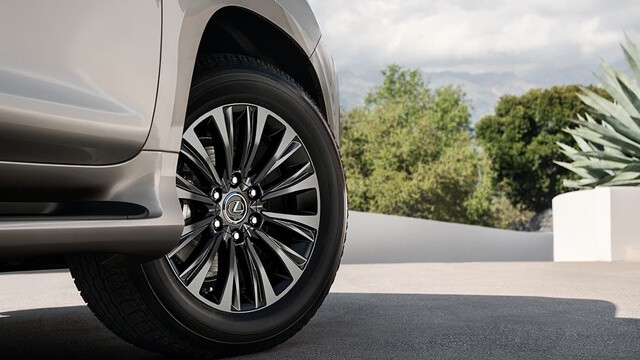 /Lexus-GX460-2022-la-zang