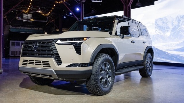 Lexus-GX550-gia-xe