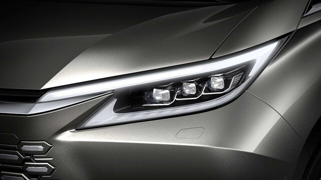 Lexus-LM500h-den-pha