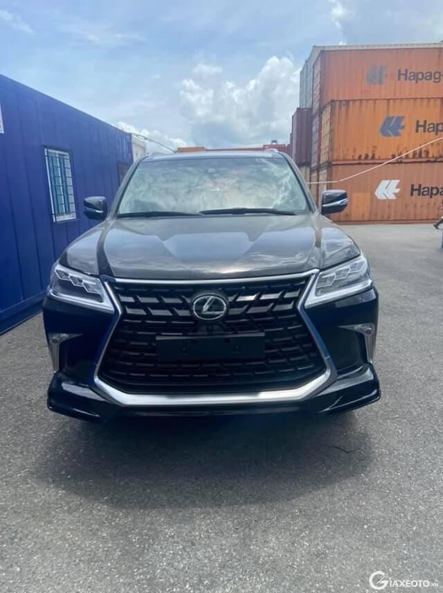Lexus-LX570-Super-Sport-04-cho-dau-xe