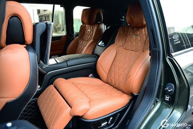 Lexus-LX570-Super-Sport-04-cho-hinh-anh-hang-ghe-thu-2