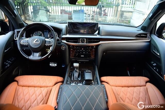 Lexus-LX570-Super-Sport-04-cho-noi-that-khoang-lai