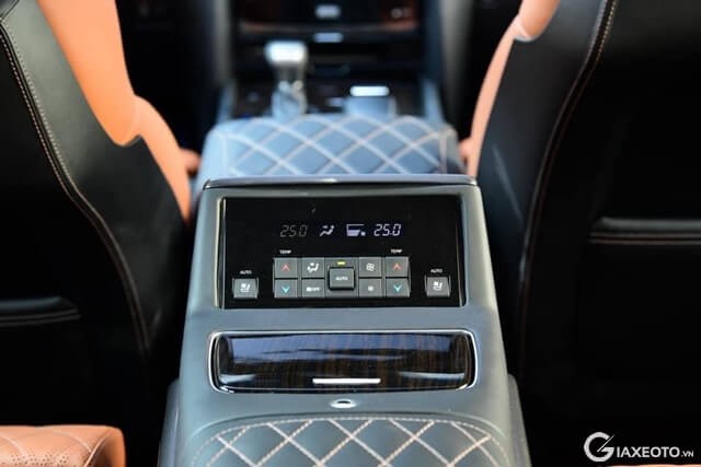 Lexus-LX570-Super-Sport-04-cho-tien-nghi-hang-ghe-thu-2