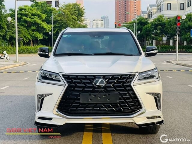 Lexus-LX570-Super-Sport-2021-dau-xe