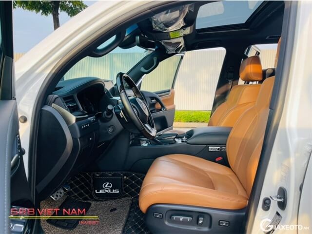Lexus-LX570-Super-Sport-2021-khoang-lai