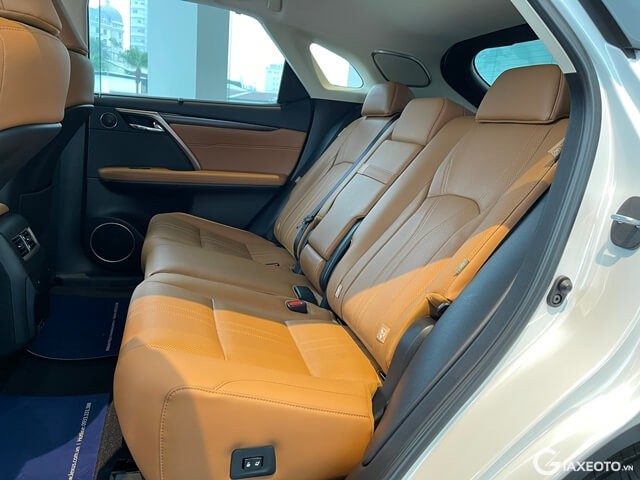 Lexus-RX350-2022-hang-ghe-thu-2