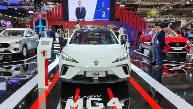 MG4-EV-dau-xe